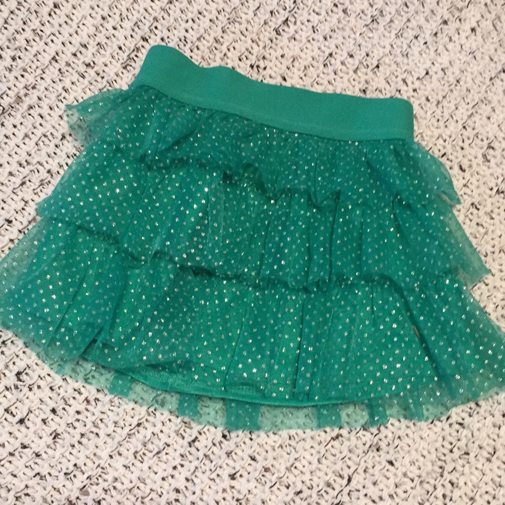 Girls skirt ☘️
